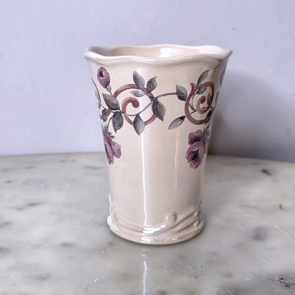 Croscill China Floral Rose Ceramic Toothbrush Tumbler Cup Beige Cassis Chambord